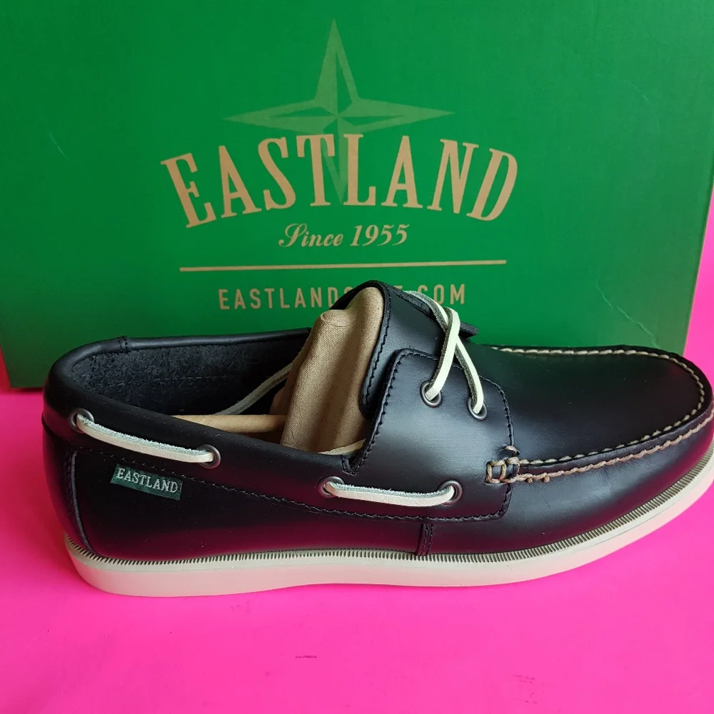 Eastland Seaport boat shoes memory foam Navy leather men 9